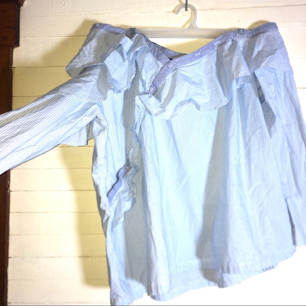 Lane Bryant Off Shoulder &Cold Shoulder Ruffle Top - Picture 4 of 8